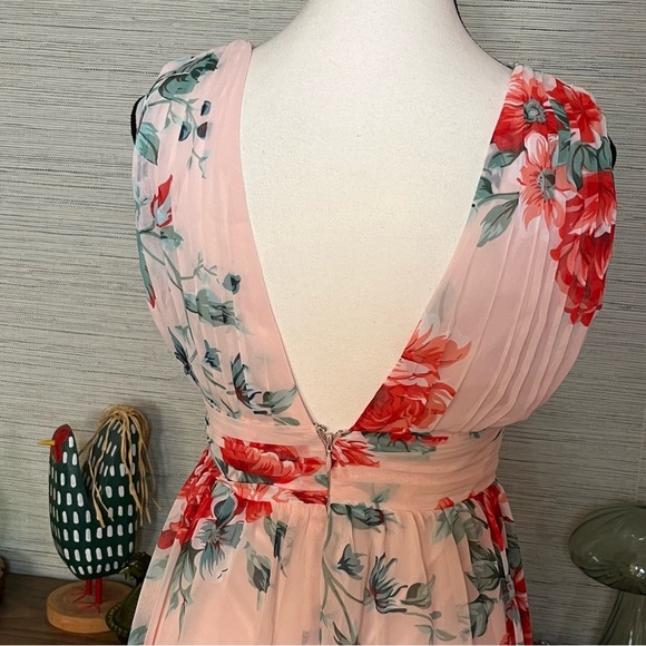 Lulus Garden Meandering Blush Floral Print Maxi Dress Size Small Pink Peach NWT - Picture 9 of 14
